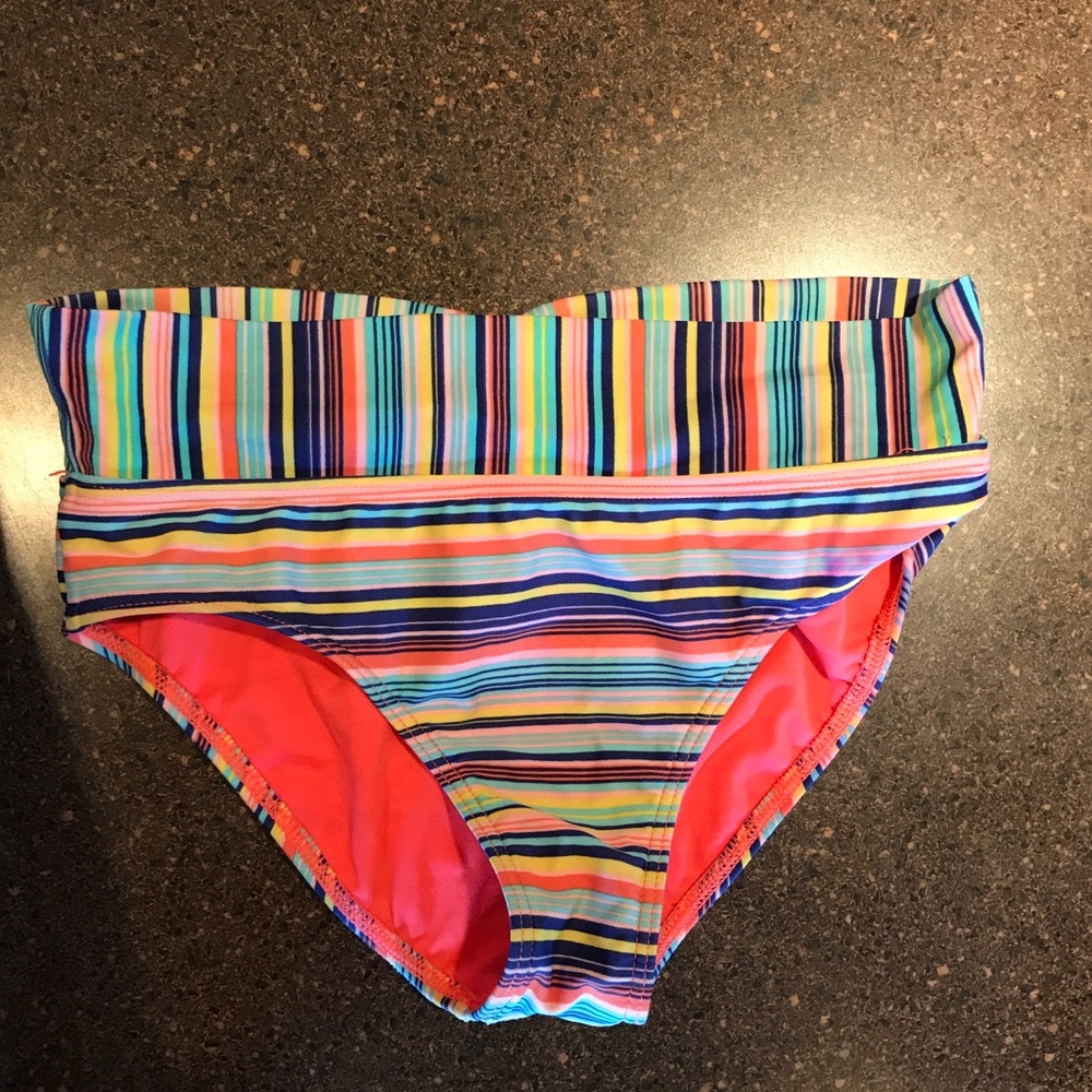 Roxy Bikini Set - Picture 4 of 7